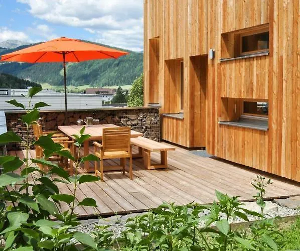 Nyaraló Smart Wood House